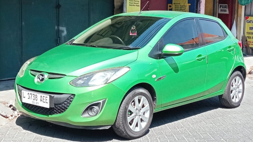 Mazda2 1.5 AT, DP 5jt Angs 2,7 x 5th