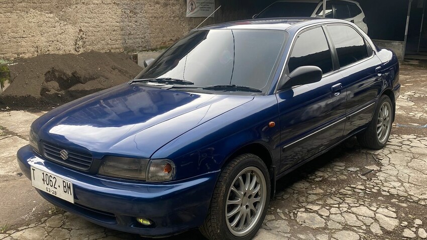 Suzuki Baleno 1997 Bensin