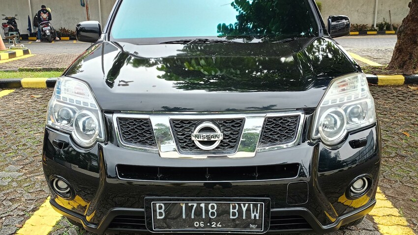 Nissan X-Trail 2013 Bensin angsuran 2.823 saja tenor 5 th