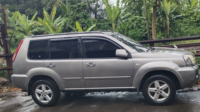 Nissan X-Trail T30 2008 Bensin