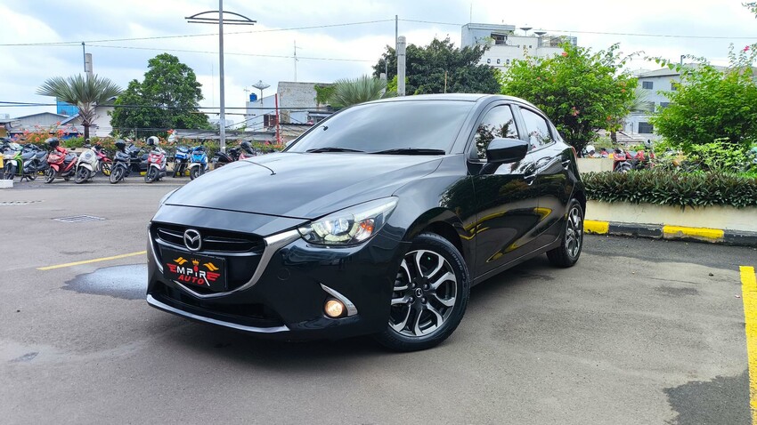 Mazda 2 R TDP 4JT