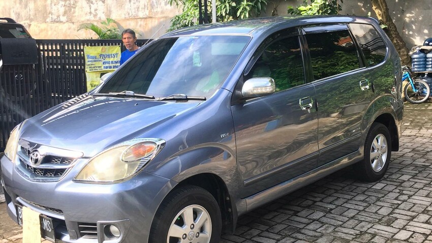 Toyota Avanza 2011 Bensin