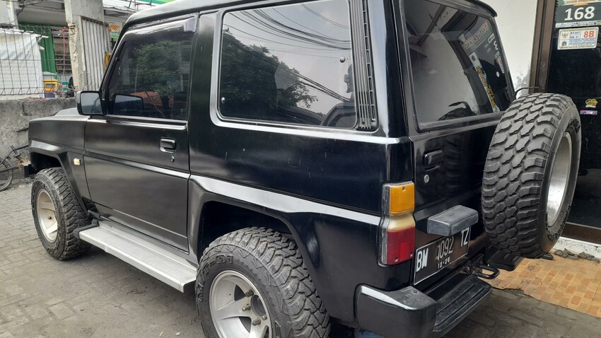 Daihatsu Feroza 1996 Bensin