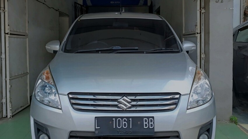 Dp. 15 jt Suzuki Ertiga 1.4 Gl manual 2014 Bensin