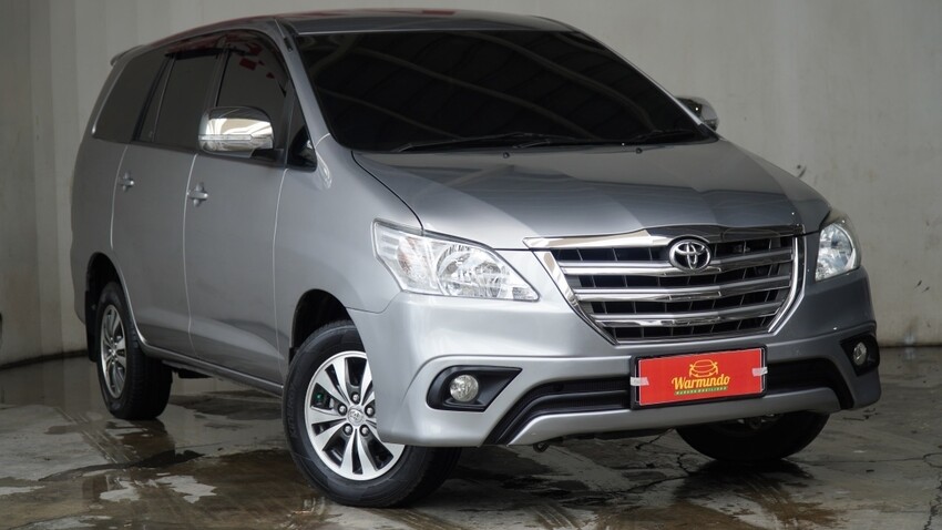 Toyota Kijang Innova 2015 Bensin