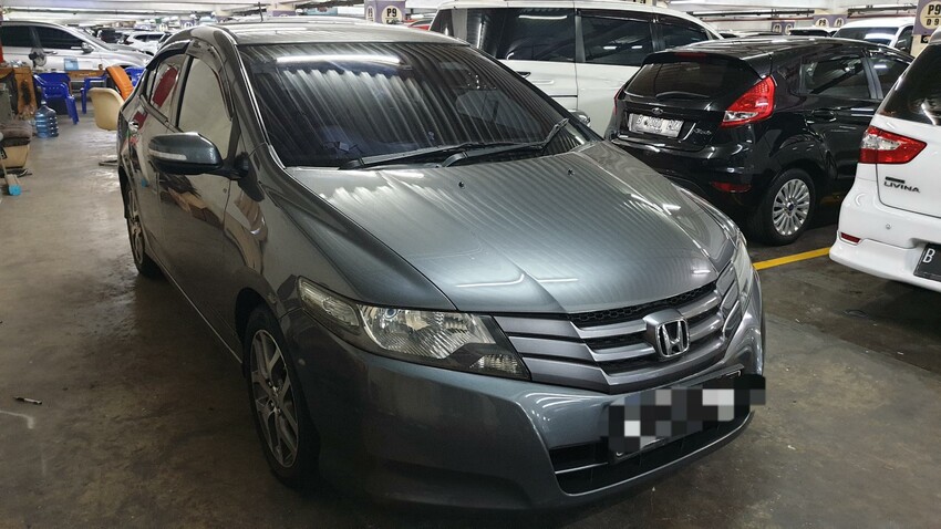 Honda City 2010 E A/T Abu2 Pajak Panjang Low KM Mulus Sekali Tdp 10Jt