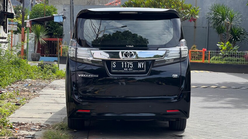 Toyota Vellfire 2015 Bensin  2.5 G AT Terwat