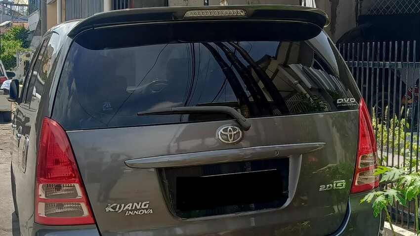 Toyota Kijang Innova 2007 Bensin