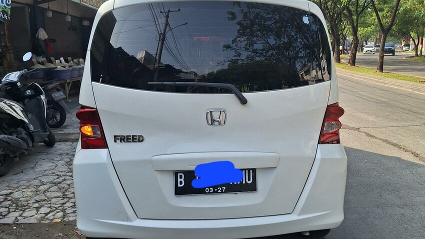 Honda Freed 2009 Bensin