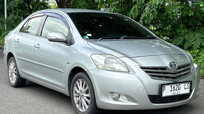 TDP 15JT Toyota Vios 1.5 G Automatic 2011 Silver