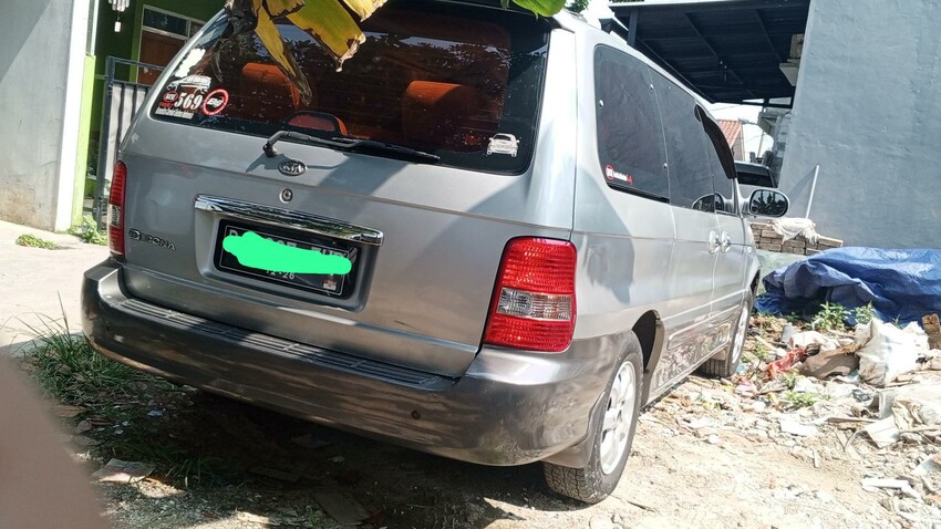 Kia Sedona 2005 Bensin