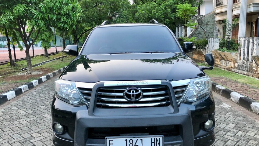 TERMURAH Toyota Fortuner G 2.5 MT 2012 Diesel