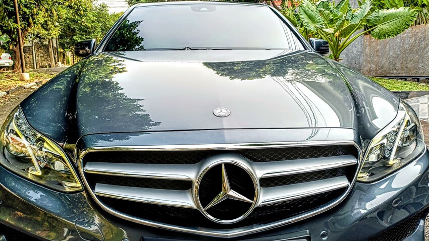 (Turun Harga)Mercedes-Benz Collector item Built Up E250 AVG