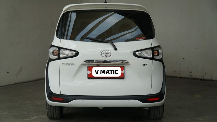 Toyota Sienta 2017 Bensin