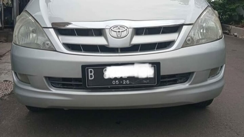 Toyota Kijang Innova 2006 Bensin