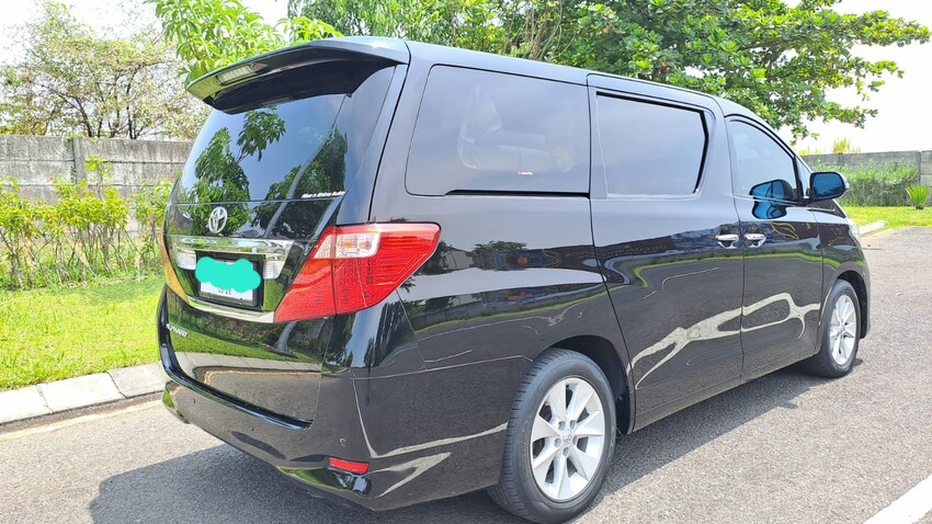 Alphard G Premium Sound AT 2010