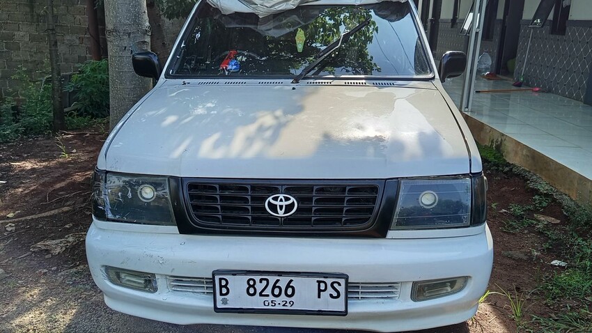 Toyota Kijang 2000 Bensin