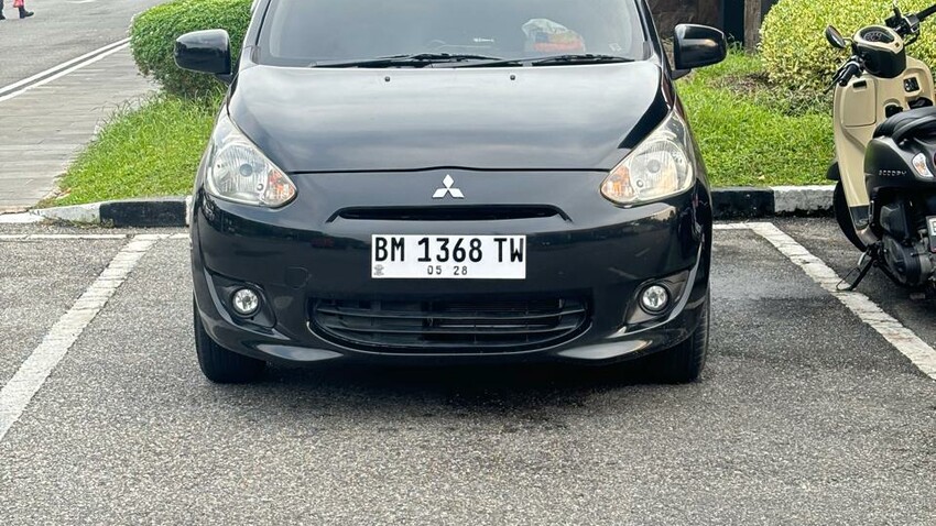 Mitsubishi Mirage 2012 Bensin