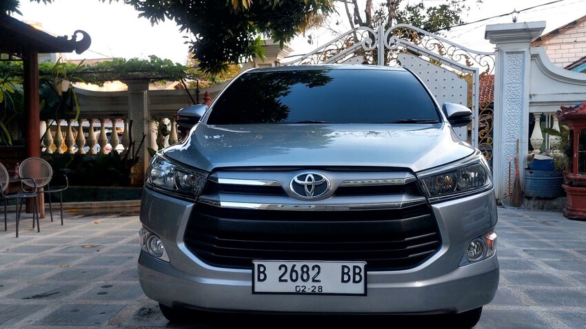 Toyota Kijang Innova 2018 Bensin