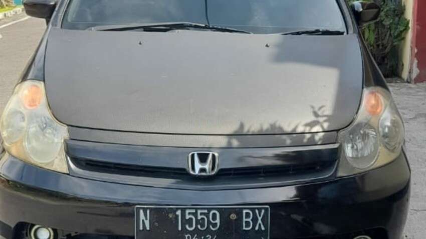 Honda Stream 2005 Bensin