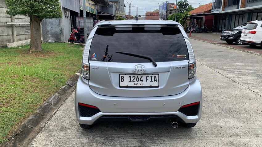 DP 2jt Daihatsu Sirion manual 2017 BERGARANSI