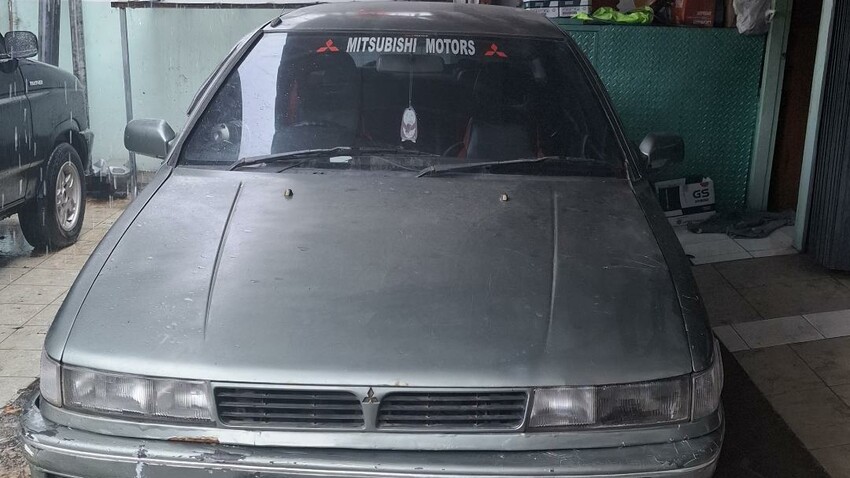 Mitsubishi Lancer 1992 Bensin