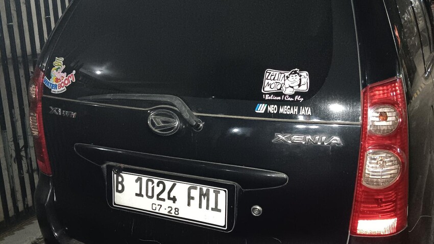 Daihatsu Xenia 2005 Bensin