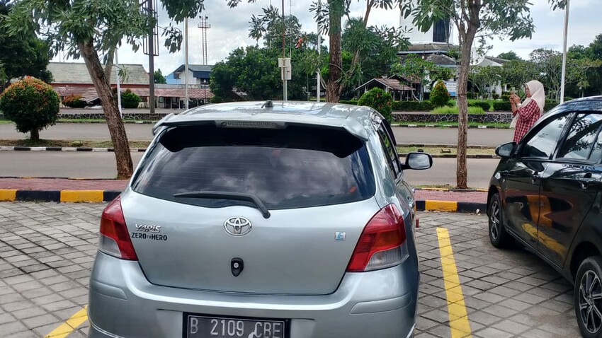 Toyota Yaris 2011 Bensin