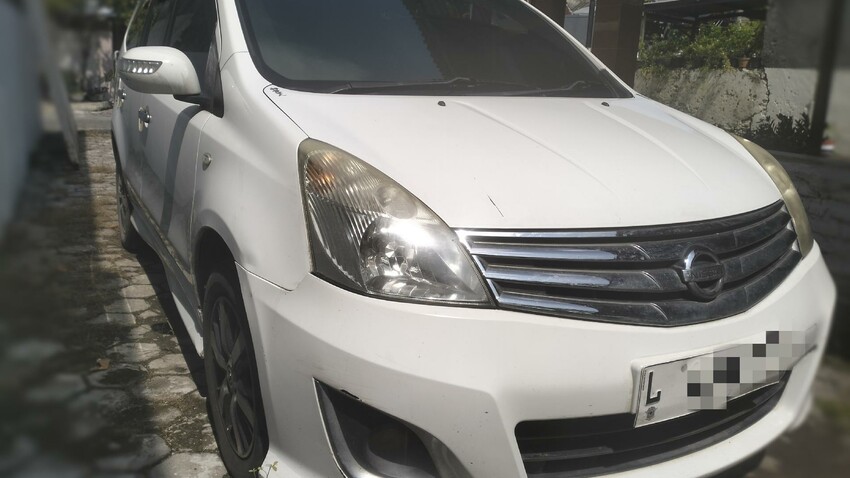 Nissan Grand livina 2012 Bensin