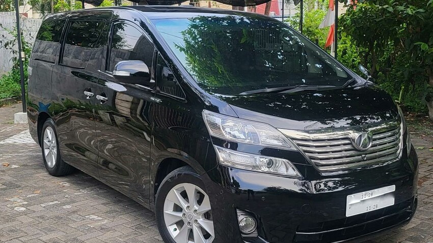 Toyota Vellfire 2010 Bensin