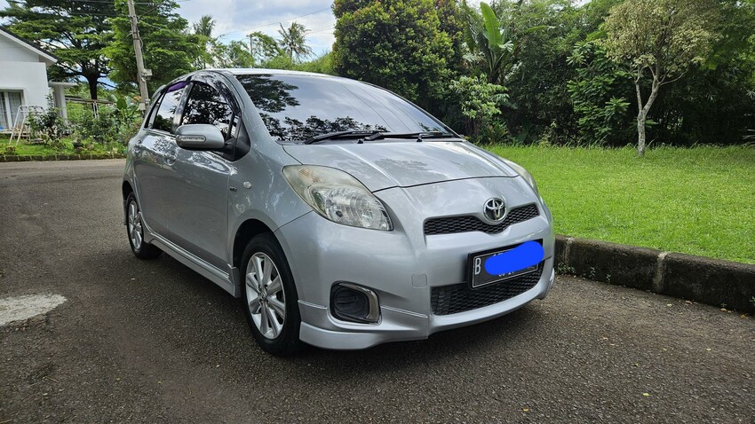 Toyota Yaris 2012 Bensin