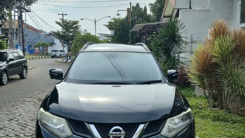 Nissan X-Trail 2015 Bensin