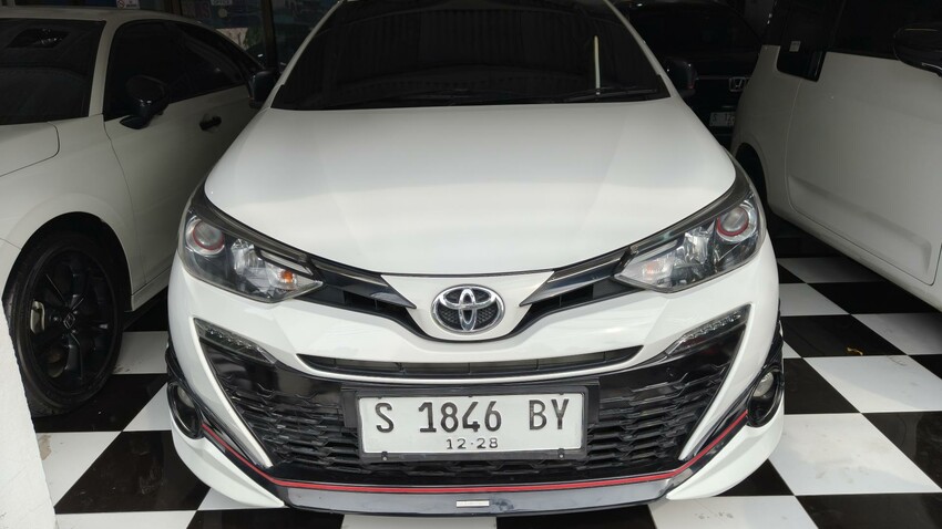 [ Gress Mobil Kutisari]YARIS 1.5S TRD CVT 2018 BAGUS & MURAH