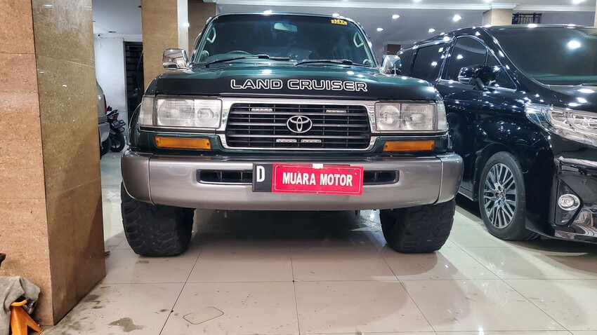 LANDCRUISER VX TURBO DIESEL MT 1996