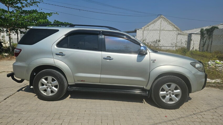 Toyota Fortuner 2010 Diesel