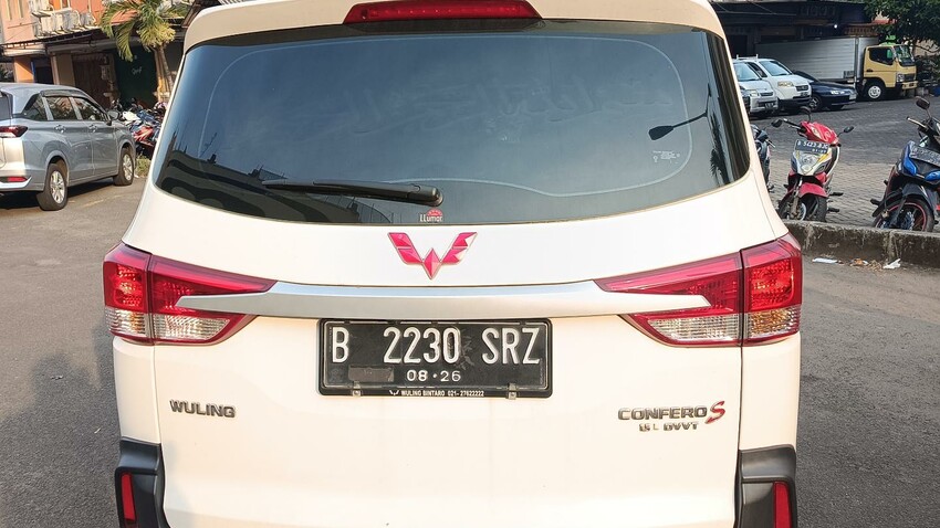 Wuling Confero S 2021 L Lux+ / Wuling Confero ACT 2021 Matic - Mobil ...