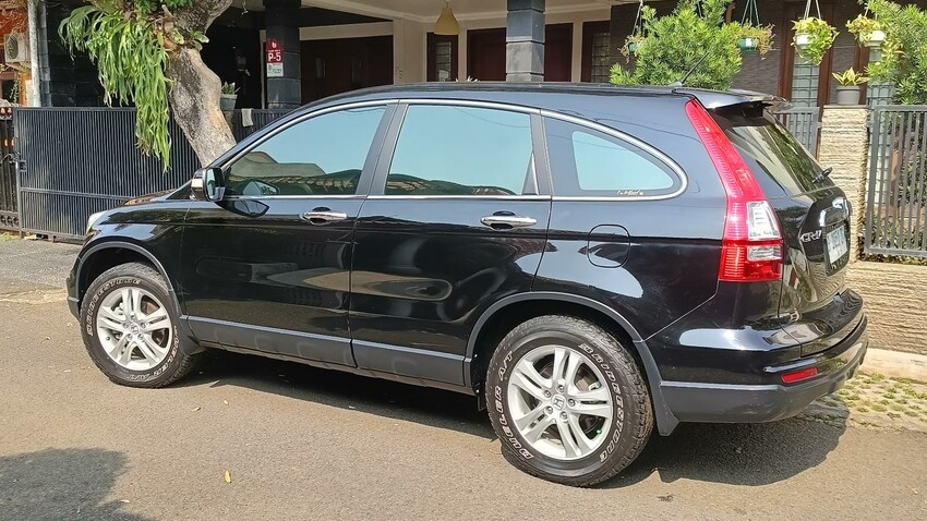 Honda CR-V 2011 Bensin