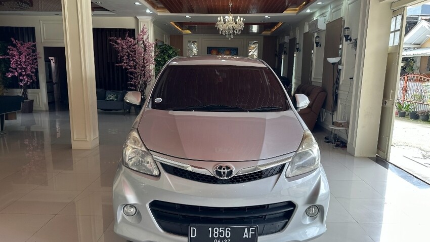 Toyota Avanza 2012 Bensin