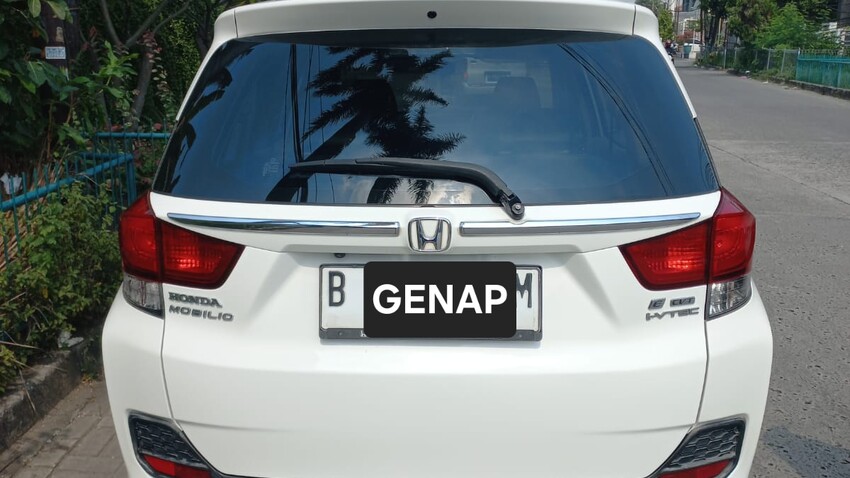 Honda All New Mobilio E Matik 2017 Putih Istimewa dn terawat dp ringan