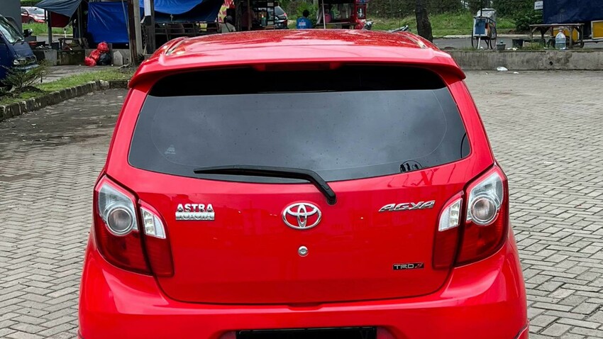 Toyota Agya 1.0 TRD S Matic Tahun 2016