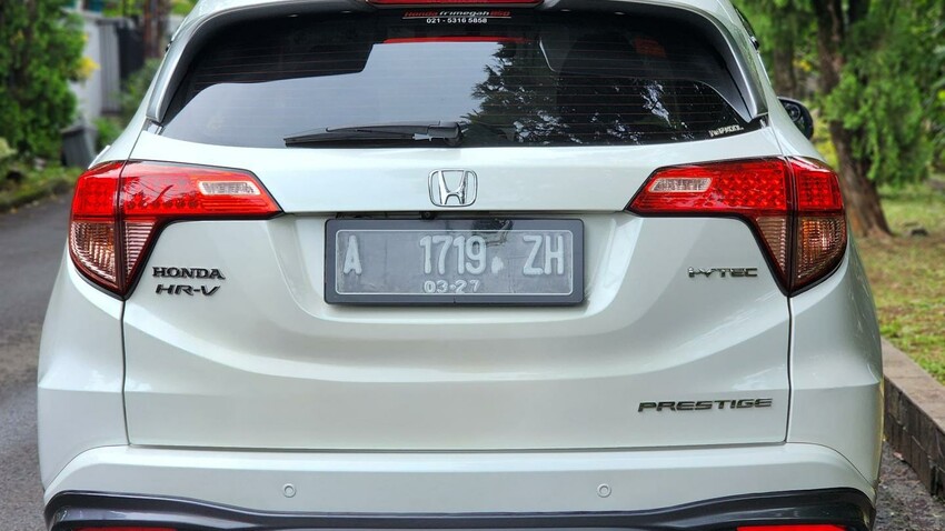 TANGAN KE 1 HONDA HRV 1.8 PRESTIGE CVT AT MUGEN 2017