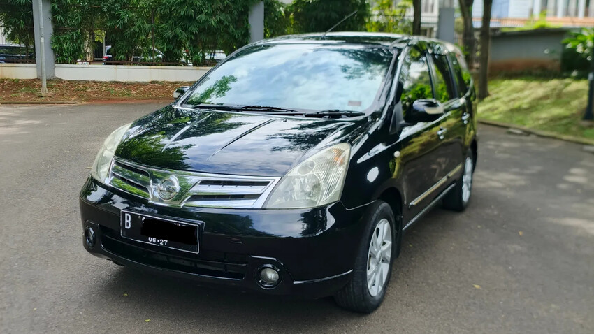 Nissan Grand livina 2012 Bensin