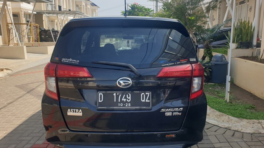 Daihatsu Sigra 2017 Bensin