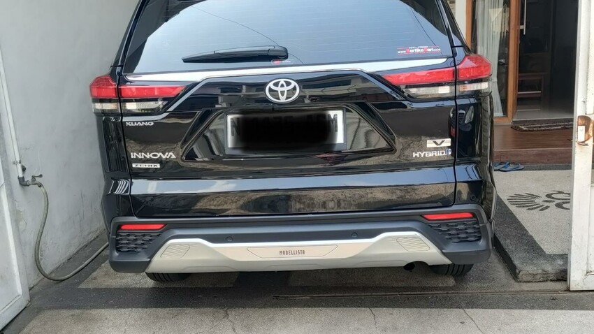 Toyota Kijang Innova 2023 Bensin