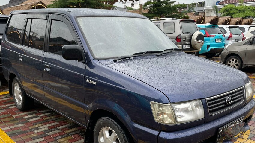 Toyota Kijang LGX 1.8 1998 Bensin Manual