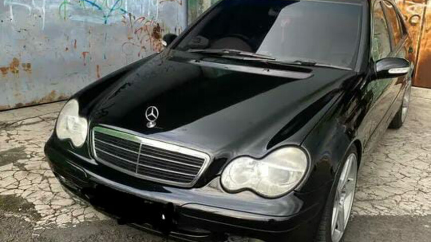 Mercedes-Benz C-Class 2002 Bensin