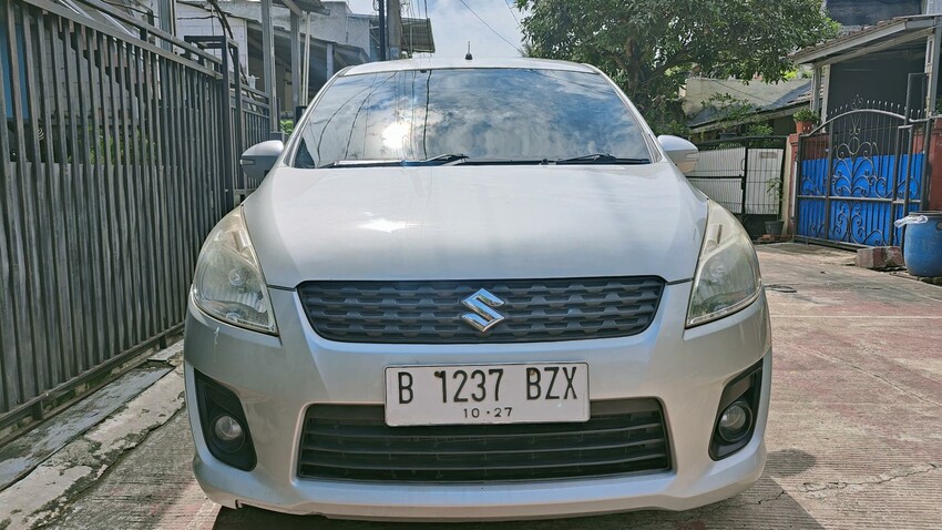 Suzuki Ertiga 2012 Bensin