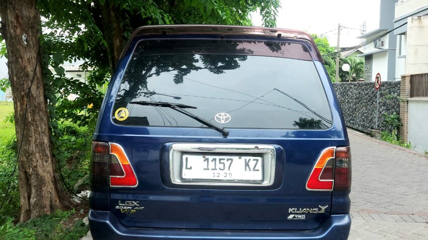 2002 Kijang LGX Matic Plat putih