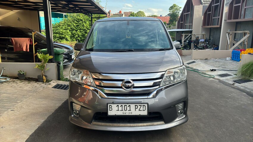 Nissan Serena 2014 Bensin