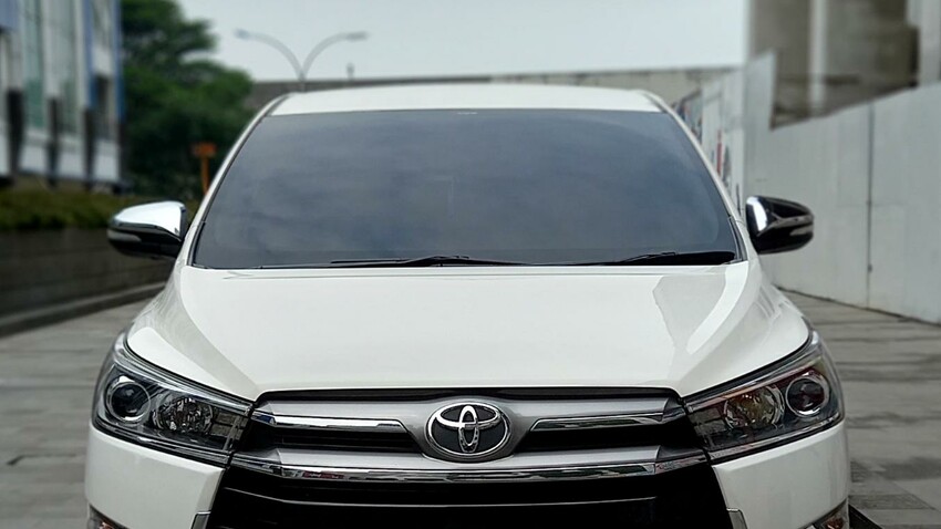 Toyota Kijang Innova 2.0 Q AT 2017 Reborn Bensin model 2016 / 2018